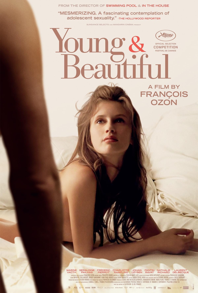 Young & Beautiful - ซ่อนรักสาวจิ้นเว่อร์ (2013)